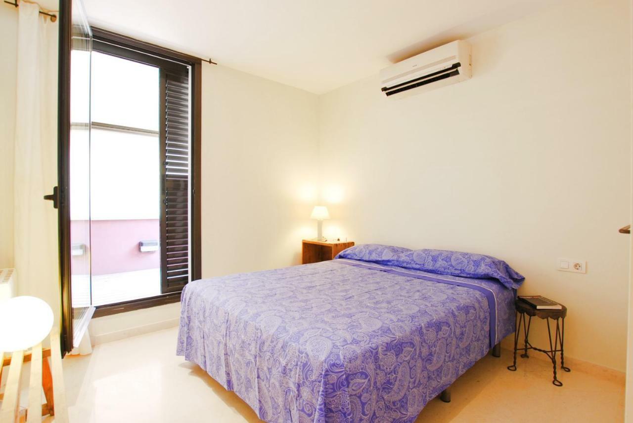 Blue Fridge Apartmen - Blue Fridge Apartmen - Ideal For Couples, Near Beach And Well Connected Apartment Vilassar De Mar Luaran gambar